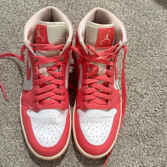 Nike Women’s High-Top Sneakers in Coral Pink and White - Picture 4 of 5